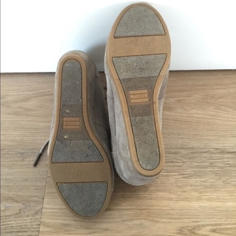 TOMS Suede Women's Desert Wedges - Picture 2 of 4